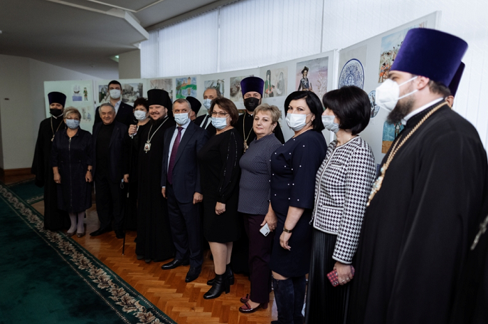 Окупаційна влада Криму обмінялася нагородами з Кримською єпархією УПЦ (МП)