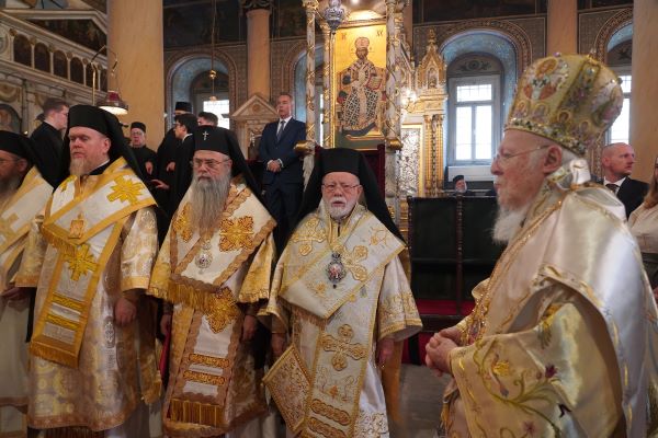 Відбулось співслужіння ієрархій Вселенського і Болгарського патріархатів та ПЦУ